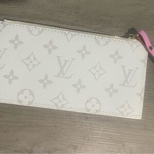 Elegant White and Grey Monogram Pochette